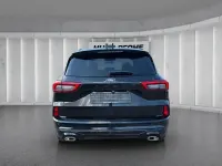 Second-hand Ford Kuga ST-Line 186 CP (136 kW) 2025 Negru SUV