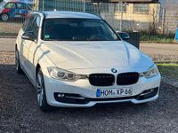 Gebraucht BMW 330 Sport Line 258 PS (189 kW) 2013 Weiß Kombi