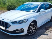 Usado Ford Mondeo Titanium 165 CV (121 kW) 2019 Blanco Familiar