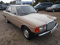 Gebraucht Mercedes 200 109 PS (80 kW) 1983 Beige Limousine