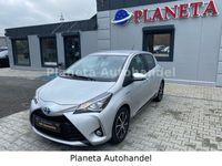 gebraucht Toyota Yaris Hybrid Team D *S.HEFT*NAVI*CAM*SHZ*TEMPOMA