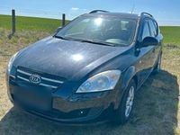 Używany Kia Ceed 115 KM (84 kW) 2008 Czarny Hatchback