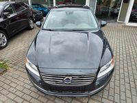 Gebraucht Volvo V70 Summum 181 PS (133 kW) 2014 Grau Kombi