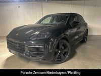 Gebraucht Porsche Cayenne 470 PS (345 kW) 2024 Chromitschwarzmetallic SUV