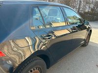 Gebraucht VW Golf VII Trendline 86 PS (63 kW) 2013 Schwarz Limousine