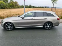 Gebraucht Mercedes C220 194 PS (142 kW) 2020 Beige Limousine