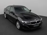 Gebraucht BMW 318 Shadowline 156 PS (114 kW) 2024 Schwarz 2668schwarz Limousine