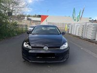 Second-hand VW Golf VII LOUNGE 125 CP (91 kW) 2014 Negru Break