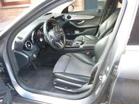 Usado Mercedes C200 160 HP (117 kW) 2019 Cinzento Sedan