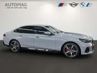 Gebraucht BMW 550e Performance 489 PS (359 kW) 2025 Brooklyn grau Limousine