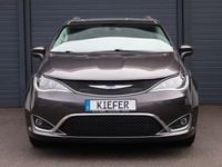 Gebraucht Chrysler Pacifica 287 PS (211 kW) 2017 Grün SUV