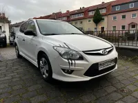 Usado Hyundai i30 Classic 90 CV (66 kW) 2012 Blanco Berlina