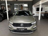 Gebraucht VW T-Roc United 150 PS (110 kW) 2020 Gelb metallic SUV