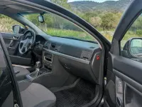 Begagnad Opel Vectra Style 147 HK (108 kW) 2003 Svart Sedan