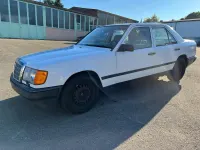 Gebraucht Mercedes E300 179 PS (131 kW) 1987 Weiß Limousine