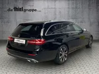 Gebraucht Mercedes E300 Avantgarde 306 PS (225 kW) 2022 Schwarz Kombi