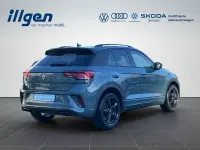 Gebraucht VW T-Roc R-line 190 PS (139 kW) 2024 Blau / petroleum blue (metallic) SUV