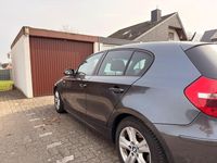 Gebraucht BMW 116 122 PS (89 kW) 2008 Grau Kleinwagen