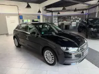 Gebraucht Audi A3 Ambiente 105 PS (77 kW) 2013 Brillantschwarz Kleinwagen