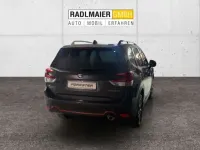 Käytetty Subaru Forester 150 HP (110 kW) 2024 Harmaa Katumaasturi