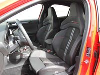 Neu Ford Focus ST 280 PS (205 kW) 2025 Rot Limousine