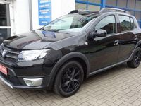 Gebraucht Dacia Sandero Prestige 90 PS (66 kW) 2015 Schwarz Limousine