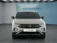 Gebraucht VW T-Roc 116 PS (85 kW) 2024 Grau SUV