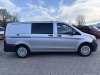Gebraucht Mercedes Vito 163 PS (119 kW) 2024 Brillantsilber metallic Van