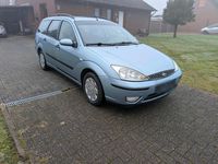Gebraucht Ford Focus 100 PS (73 kW) 2002 Silber Kombi