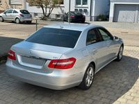 Gebraucht Mercedes E220 Avantgarde 170 PS (125 kW) 2009 Silber Limousine