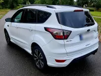 Gebraucht Ford Kuga ST-Line 150 PS (110 kW) 2017 Weiß SUV