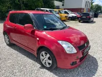 Usado Suzuki Swift 92 CV (67 kW) 2010 Rojo Utilitario
