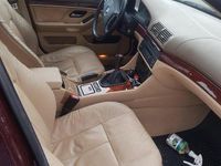Gebraucht BMW 523 170 PS (125 kW) 1998 Rot Limousine
