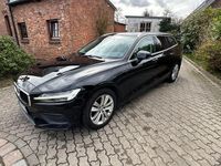 Gebraucht Volvo V60 150 PS (110 kW) 2019 Schwarz Kombi