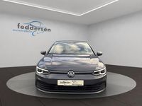 Gebraucht VW Golf VIII Life 131 PS (96 kW) 2023 Delfingrau metallic (metallic) Limousine