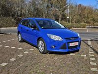 Gebraucht Ford Focus Trend 116 PS (85 kW) 2014 Blau Limousine