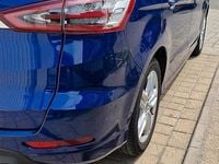 Używany Ford S-MAX Titanium 180 KM (132 kW) 2017 Niebieski Minivan