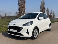 Gebraucht Hyundai i10 Trend 84 PS (61 kW) 2022 Weiß Kleinwagen