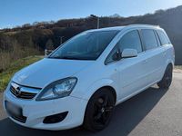 Gebraucht Opel Zafira 125 PS (91 kW) 2010 Weiß Van / Kleinbus