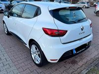 Gebraucht Renault Clio IV LIMITED 75 PS (55 kW) 2018 Weiß Kleinwagen