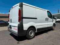 Gebraucht Renault Trafic 114 PS (83 kW) 2009 Weiß Van / Kleinbus