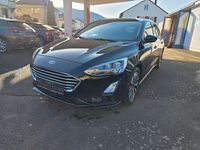 Gebraucht Ford Focus Cool & Connect 101 PS (74 kW) 2018 Schwarz Limousine