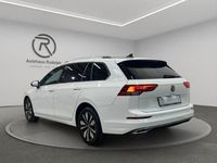 Gebraucht VW Golf VIII Move 131 PS (96 kW) 2023 Pure white Kombi