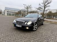 Gebraucht Mercedes E320 Avantgarde 224 PS (164 kW) 2006 Schwarz Limousine