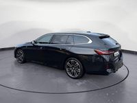 Gebraucht BMW 520 M Sport 197 PS (144 kW) 2024 Schwarz Kombi