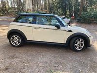 Gebraucht Mini Cooper 122 PS (89 kW) 2012 Weiß Kleinwagen