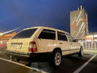 Gebraucht Mercedes 300 185 PS (136 kW) 1987 Beige Limousine
