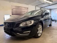 Gebraucht Volvo V60 Summum 190 PS (139 kW) 2017 Blau Kombi