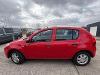 Gebraucht Dacia Sandero Basis 75 PS (55 kW) 2009 Rot Kleinwagen