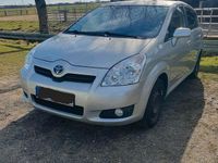 Gebraucht Toyota Corolla Verso Team 129 PS (94 kW) 2009 Silber Van / Kleinbus